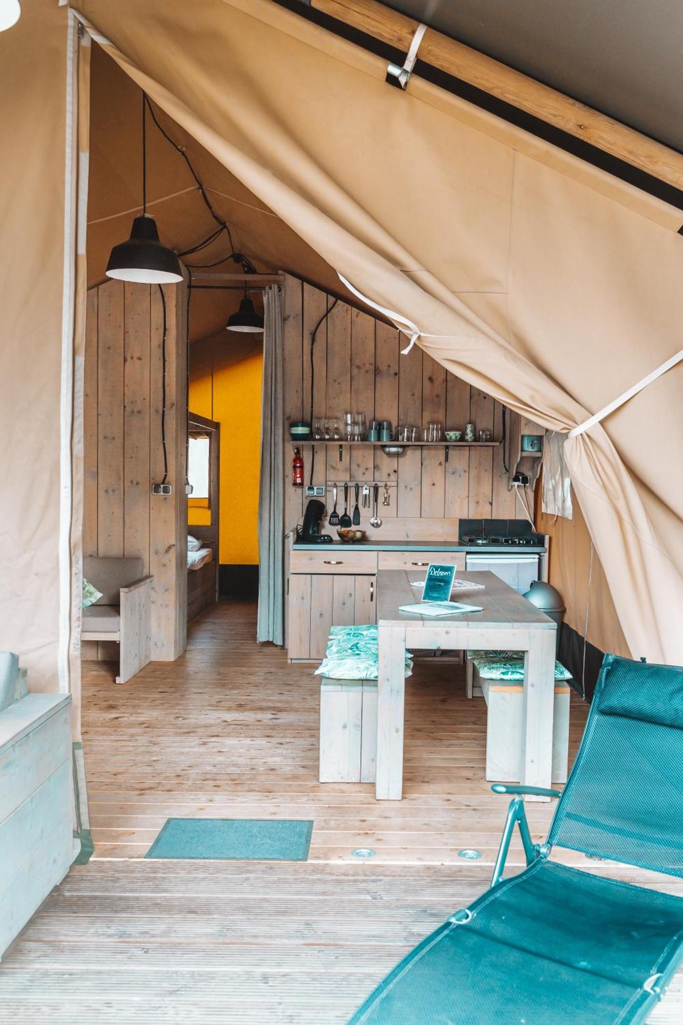 Luxury tent Glamping Luxe Safaritent 2 Holten