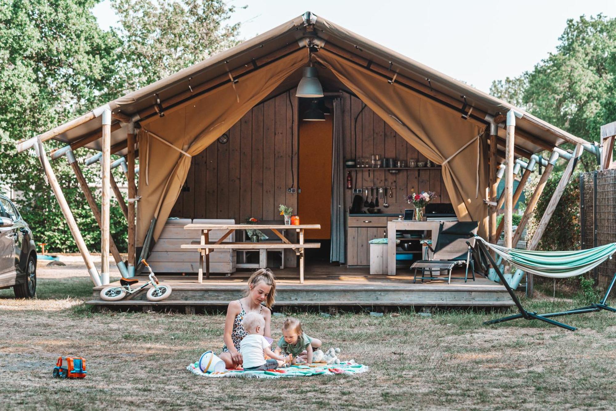 Luxury tent Glamping Luxe Safaritent 2 Holten